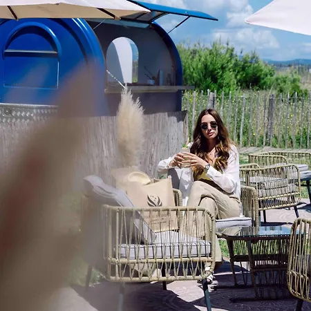 Le Hameau Des Pesquiers & Spa, Curio Collection By Hilton Ιέρ
