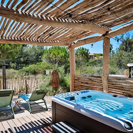 Le Hameau Des Pesquiers Ecolodge&spa, Curio Collection By Hilton Hotel Hyères