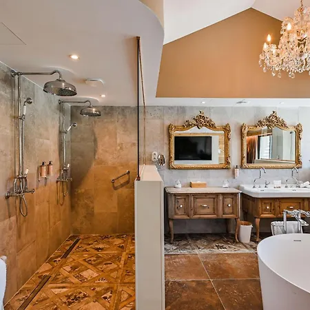 Le Hameau Des Pesquiers Ecolodge&spa, Curio Collection By Hilton