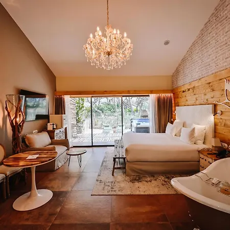 Hotell Le Hameau Des Pesquiers & Spa, Curio Collection By Hilton