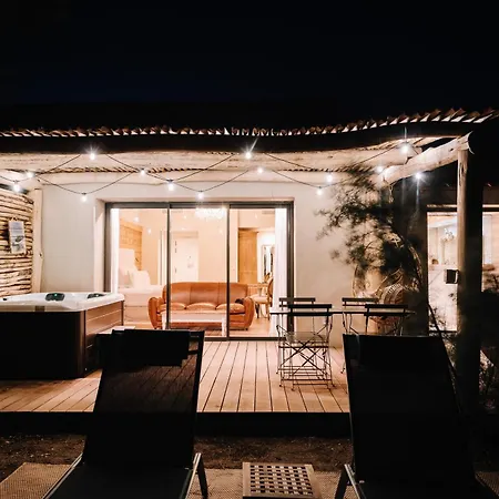 Le Hameau Des Pesquiers & Spa, Curio Collection By Hilton 5* Hyères