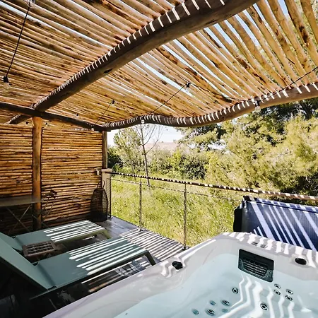 Hotell Le Hameau Des Pesquiers & Spa, Curio Collection By Hilton