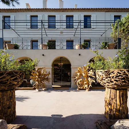 Le Hameau Des Pesquiers & Spa, Curio Collection By Hilton Hotel
