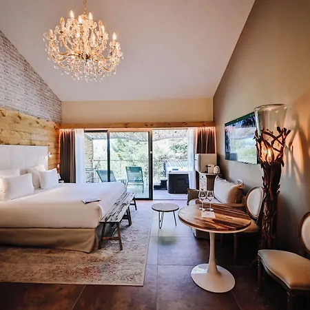 Ξενοδοχείο Le Hameau Des Pesquiers & Spa, Curio Collection By Hilton 5*